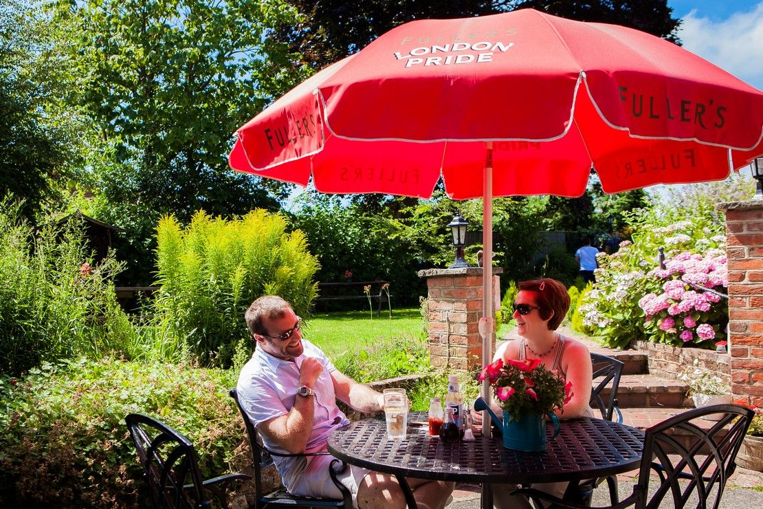 The Three Horseshoes
