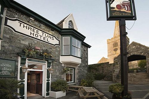 The Three Tuns Hotel