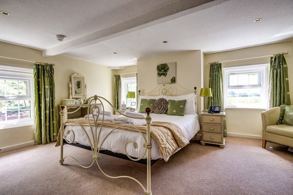 The Treebridge Hotel