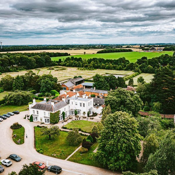 The Tudor Rose Hotel