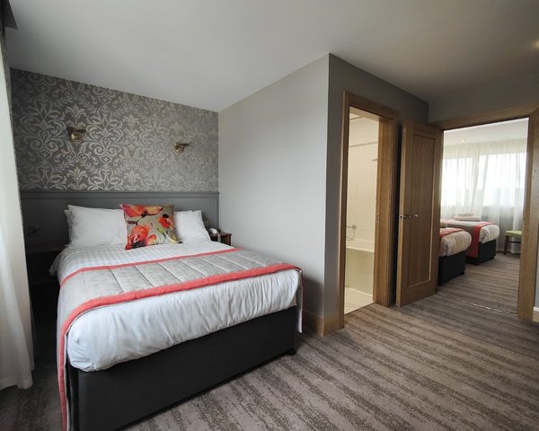 The Valley Hotel