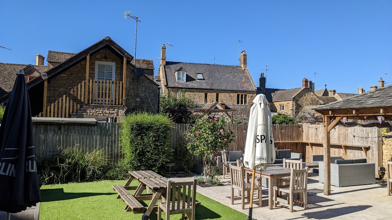 The Volunteer Inn