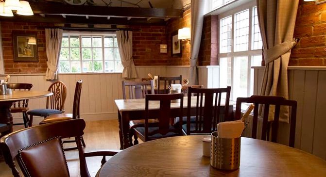 The Walhampton Arms