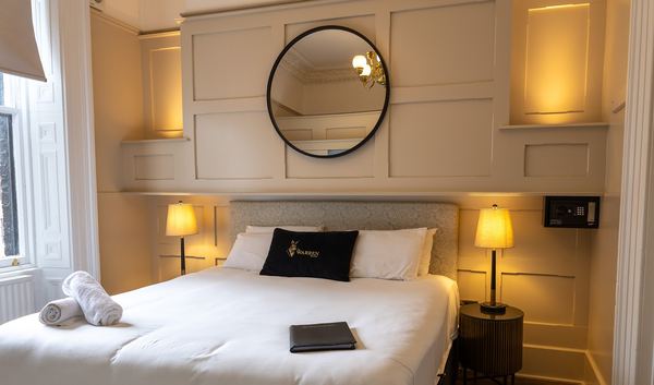 The Warren Belfast - Unique Accommodation