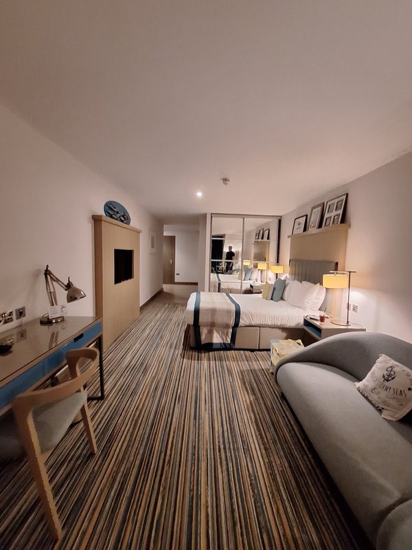 The Waterside Hotel