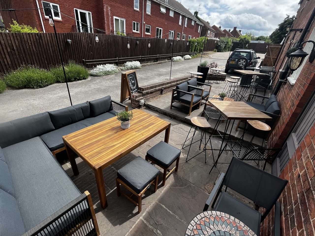 The Wheatsheaf Inn