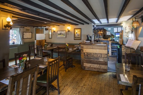 The White Lion Soberton