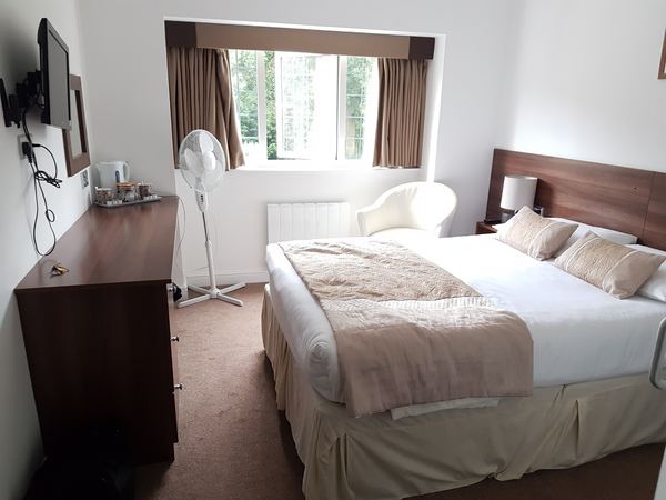 The Yenton Hotel