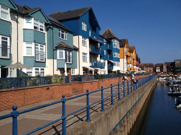 TLC Exmouth Bed and Breakfast
