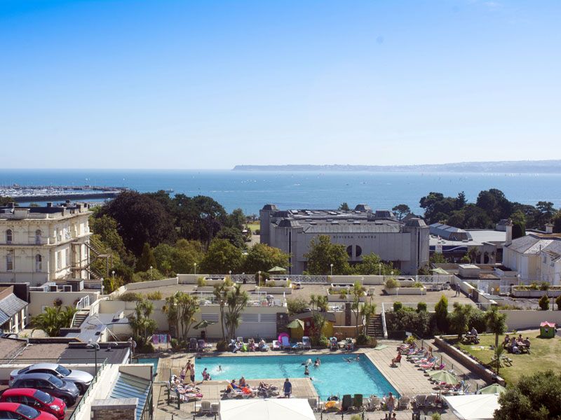 TLH Carlton Hotel And Spa