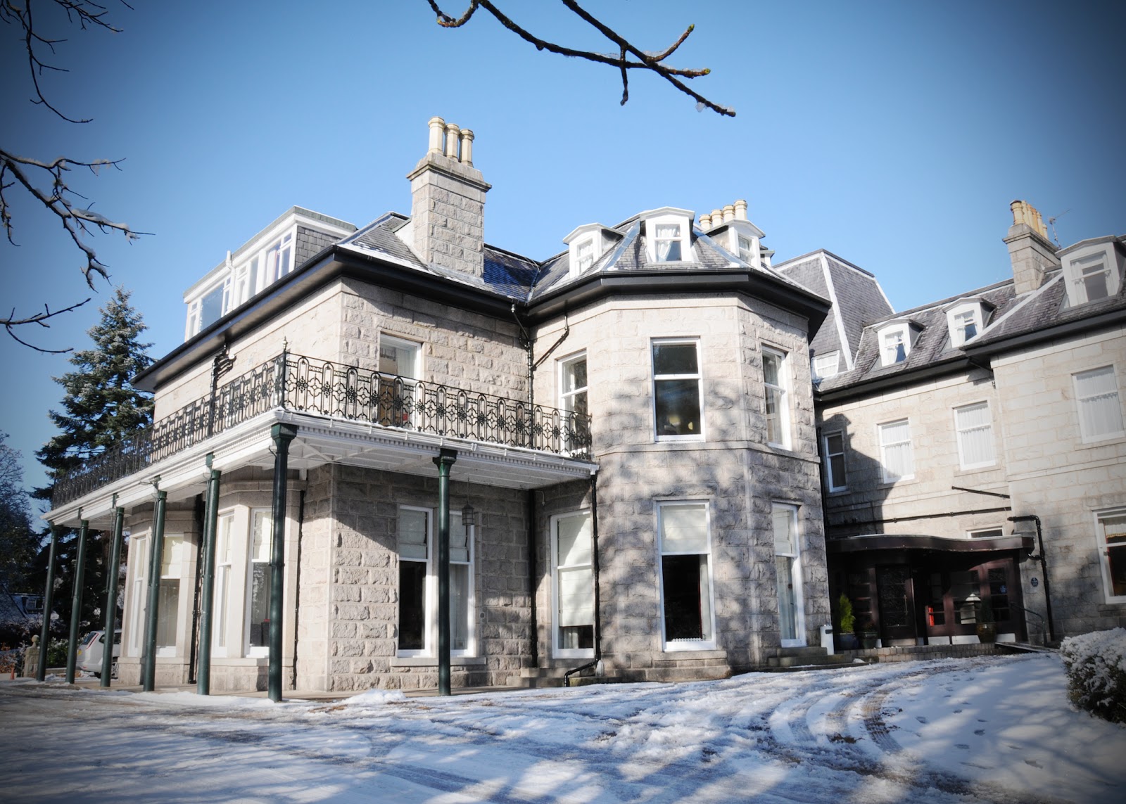 Tor-Na-Coille Hotel