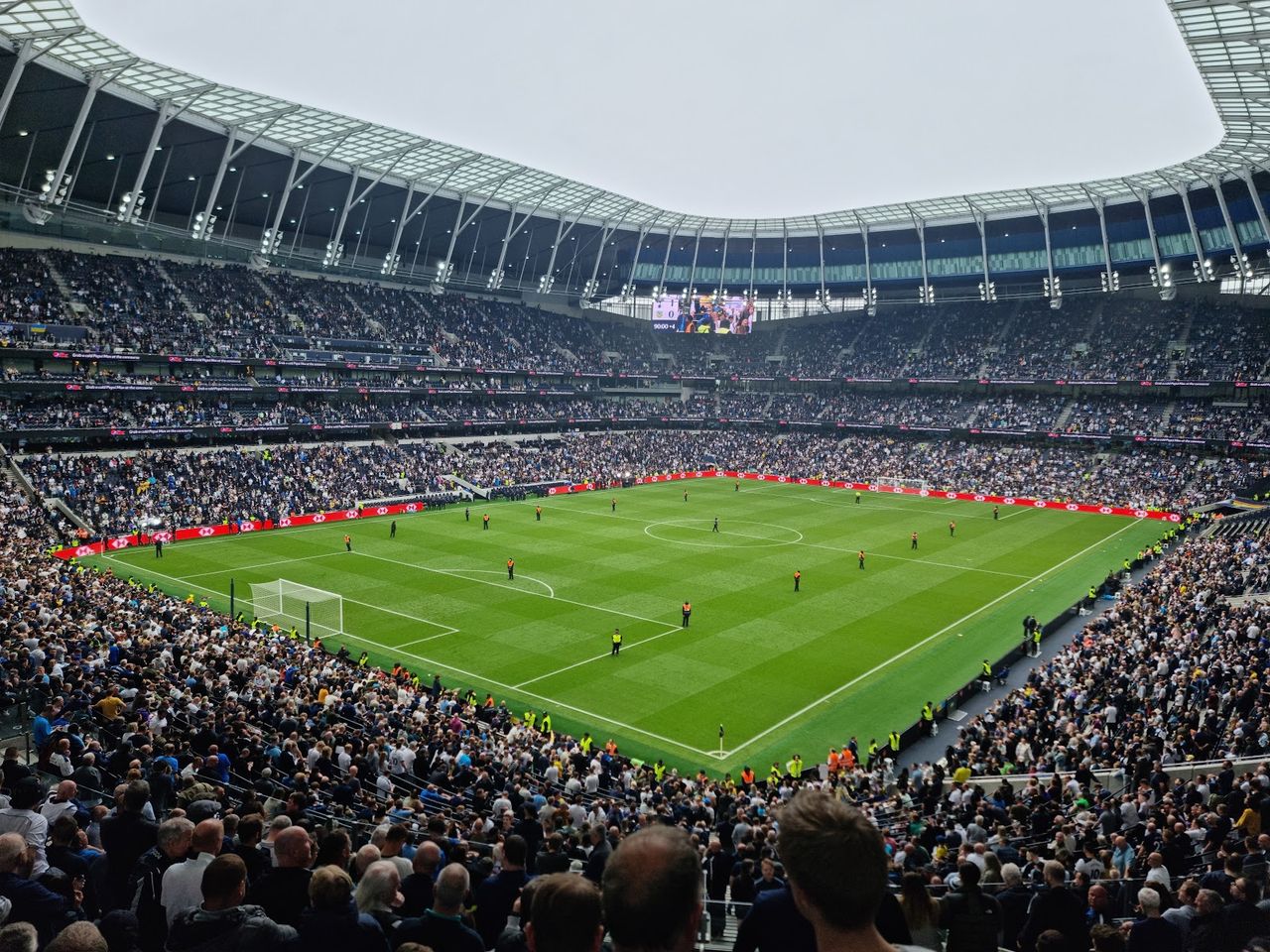 Tottenham Stadium double room