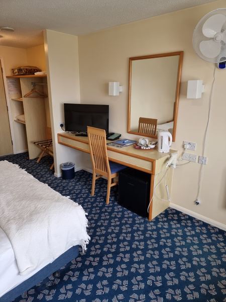 Travel Plaza Hotel