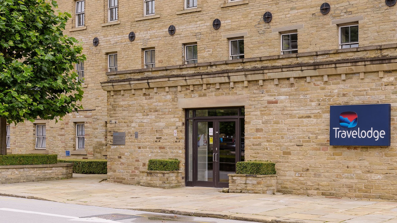 Travelodge Halifax