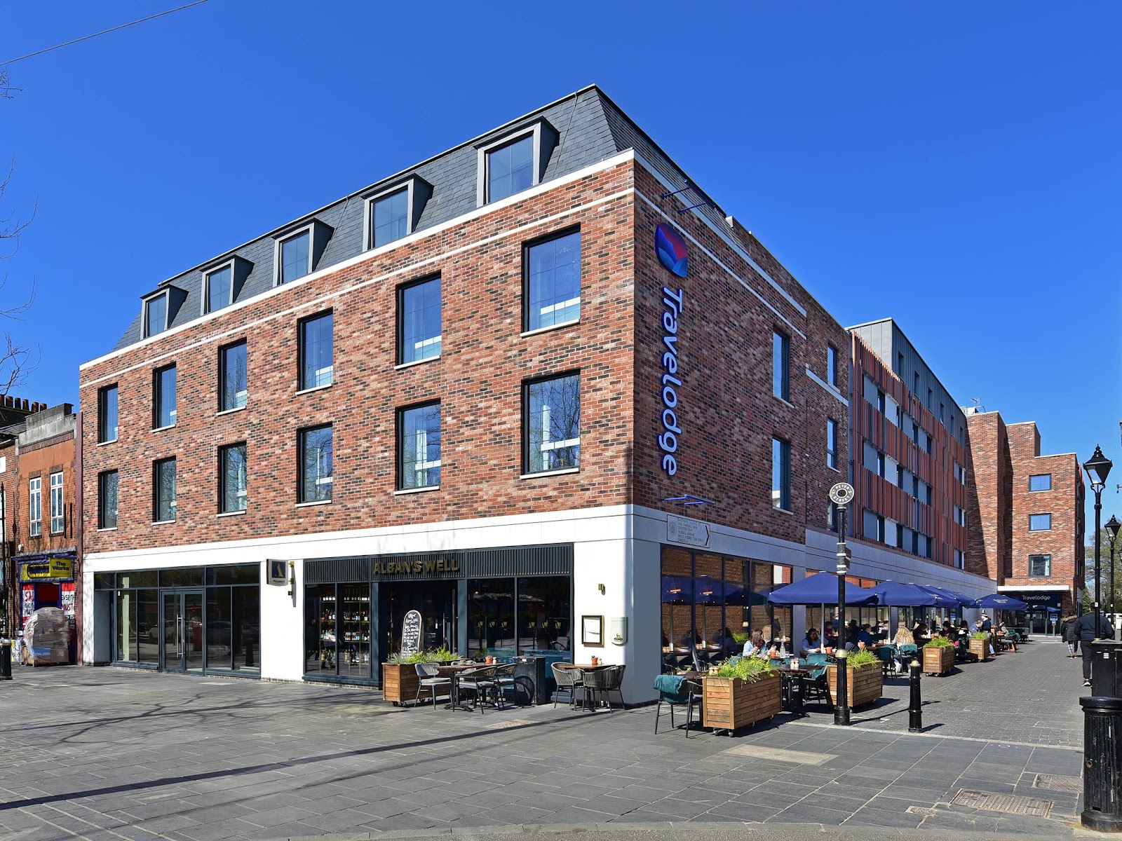 Travelodge St Albans City Centre