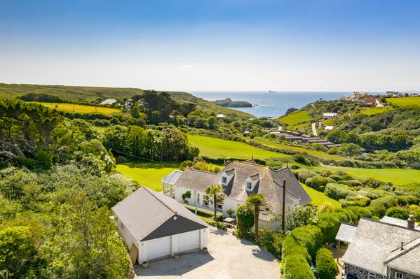Trerhose BandB