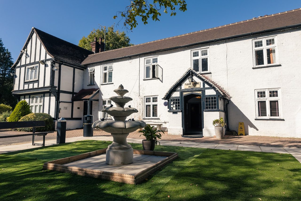 Tudor Lodge Hotel