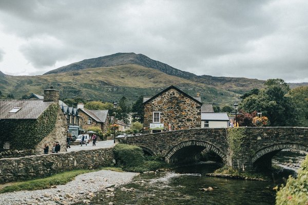 Ty Afon - River House