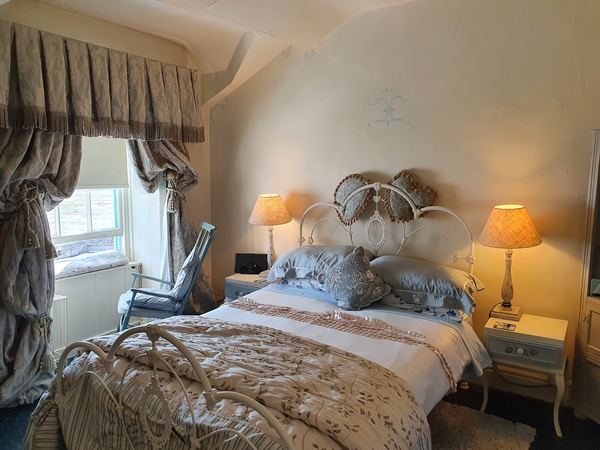 Ty Anne Guest House