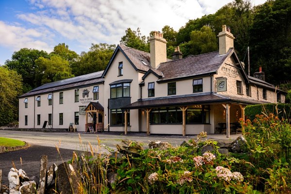 Tyn-y-coed Inn