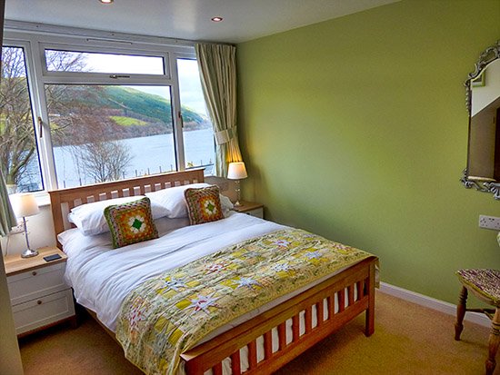 Urquhart Bay B&B