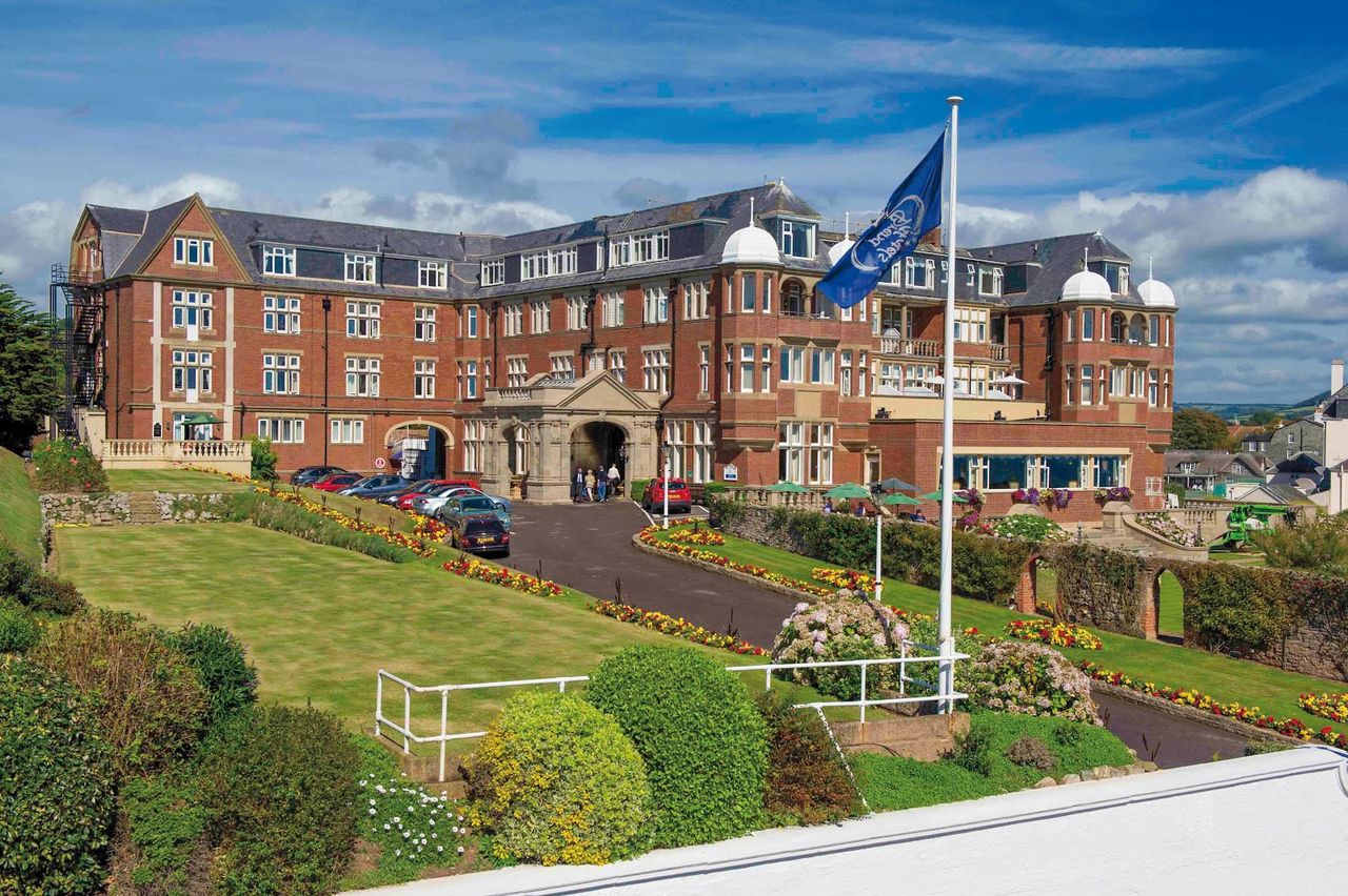 Victoria Hotel