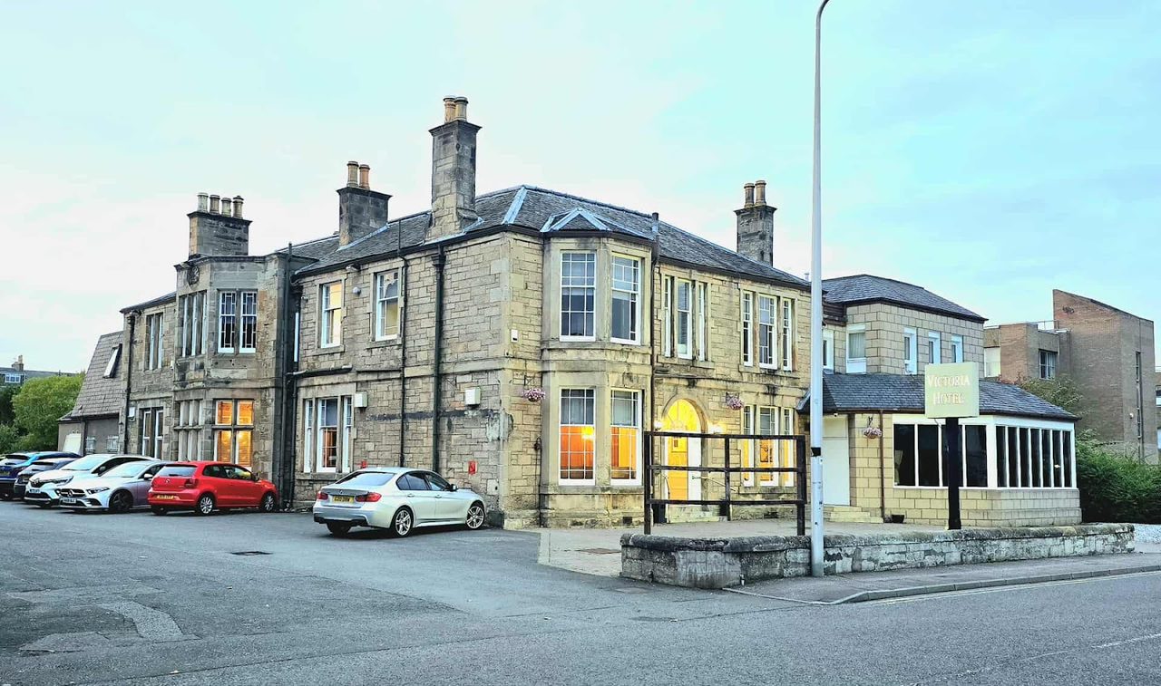 Victoria Hotel