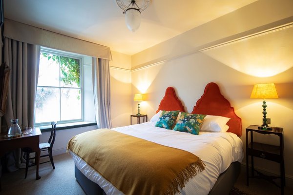 Victorian House Hotel
