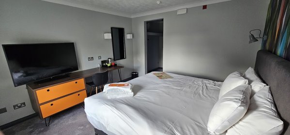 Village Hotel Manchester Hyde