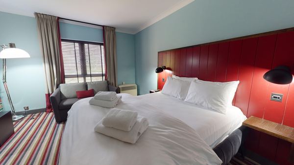 Village Hotel Swindon