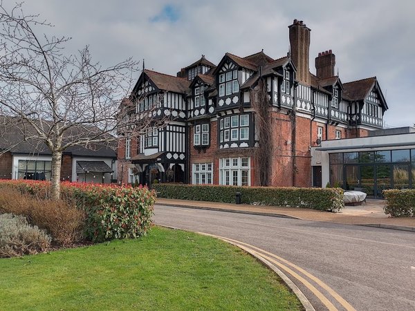 Warner Alvaston Hall Hotel