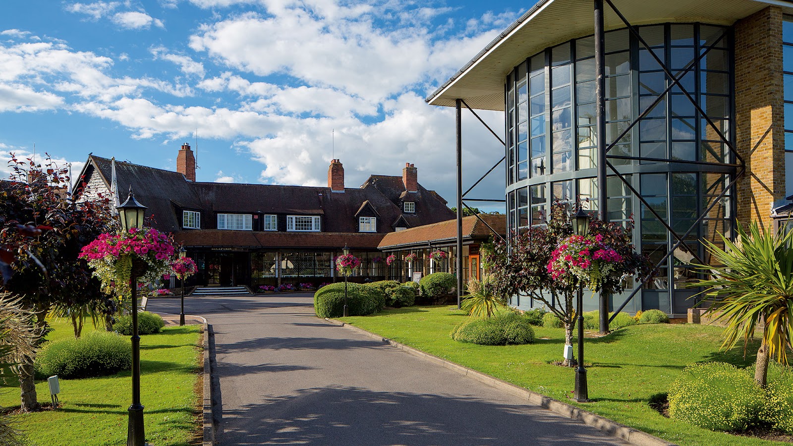 Warner Sinah Warren Coastal Hotel