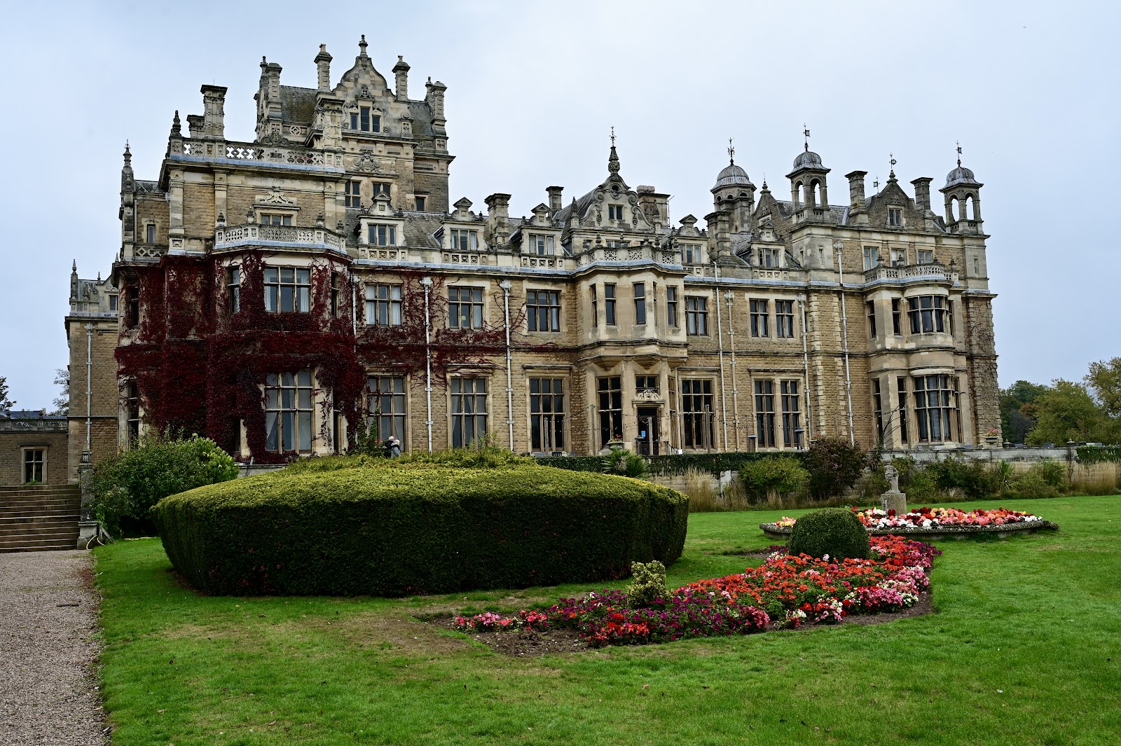 Warner Thoresby Hall Hotel
