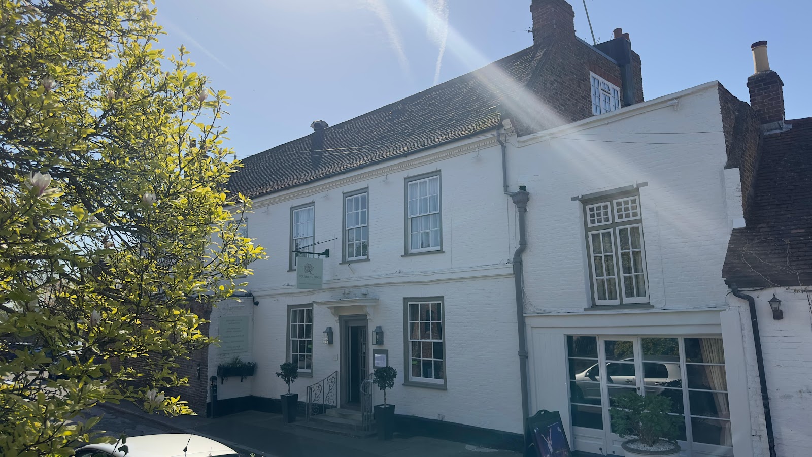 Warren Lodge Hotel