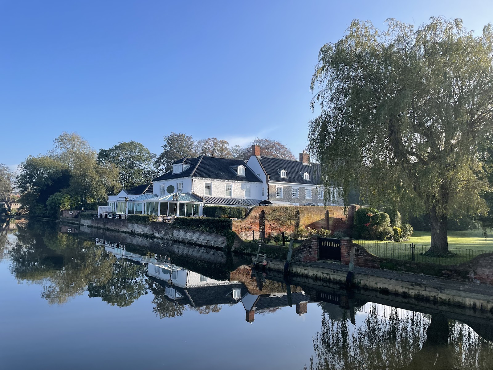Waveney House Hotel
