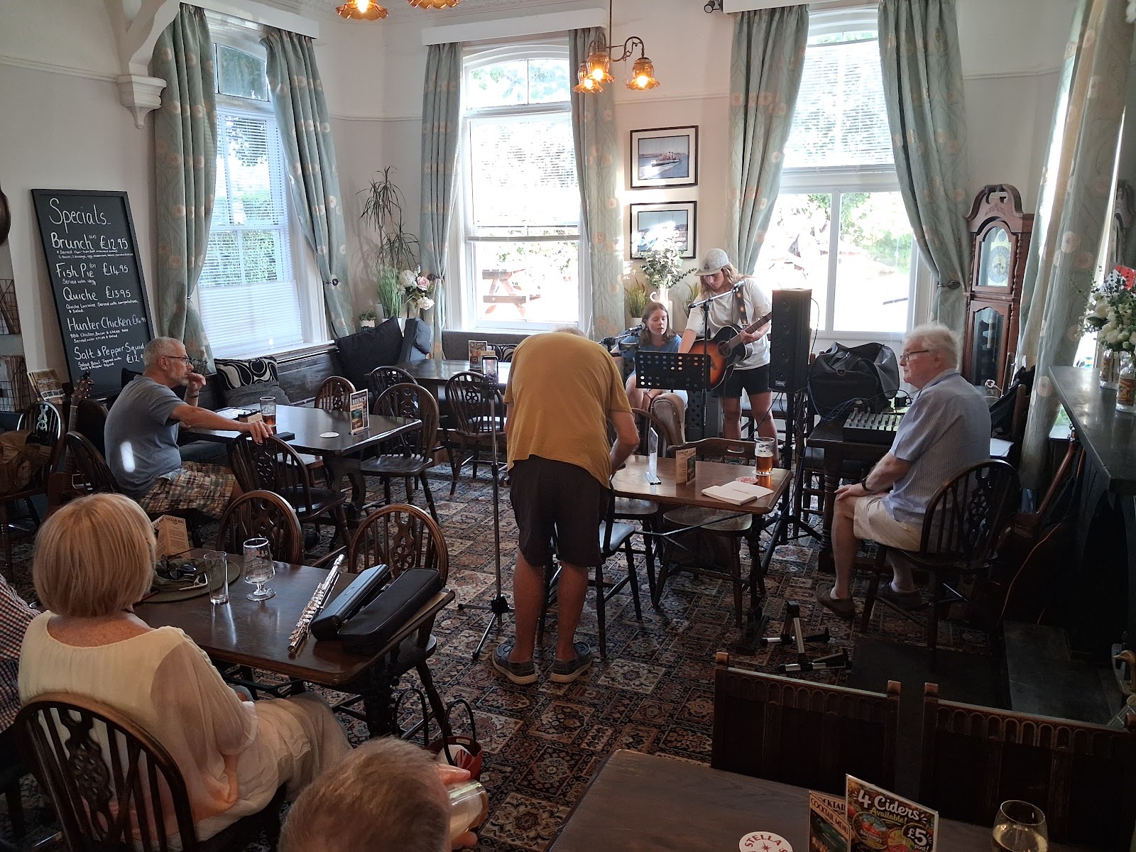 Waverley Inn
