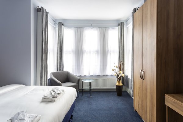 Wellesley Guest Rooms
