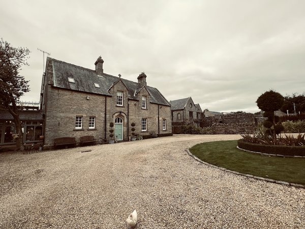 Westgate Manor