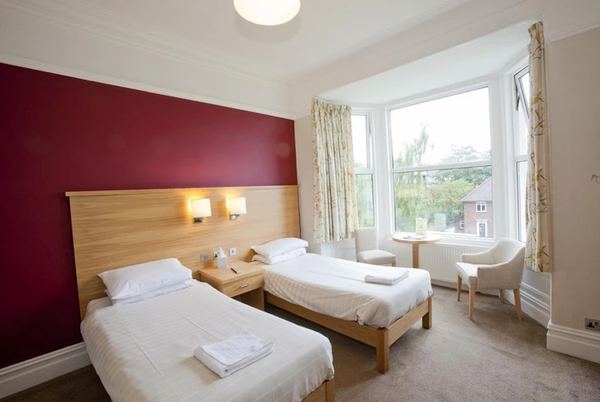 Wheatlands Lodge Hotel