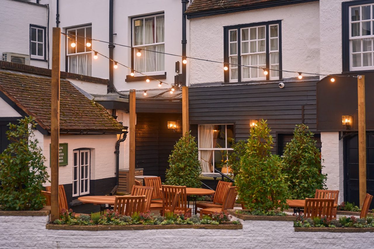 White Horse Hotel