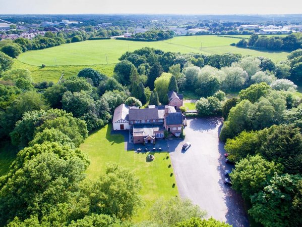 Wincham Hall Hotel