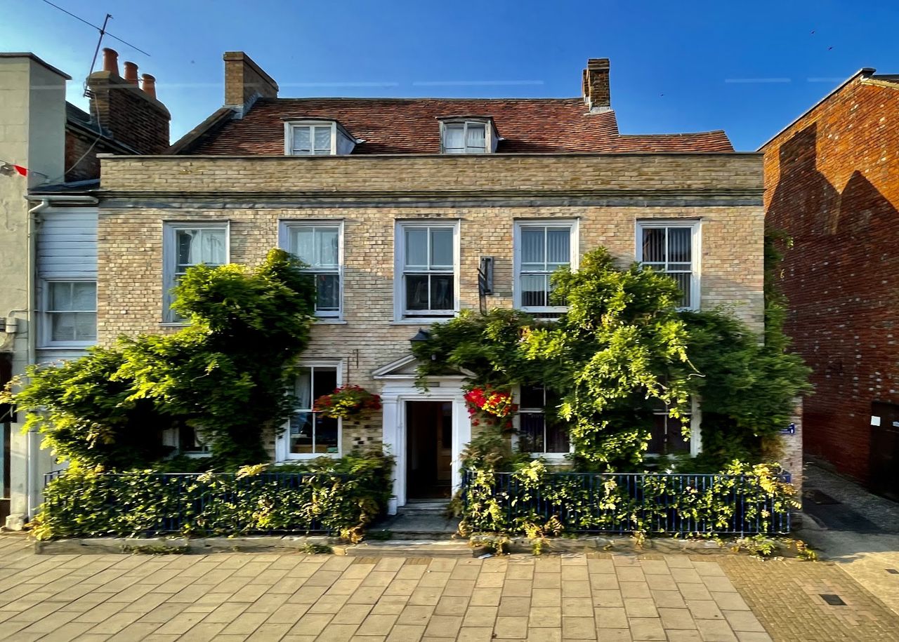 Wisteria House