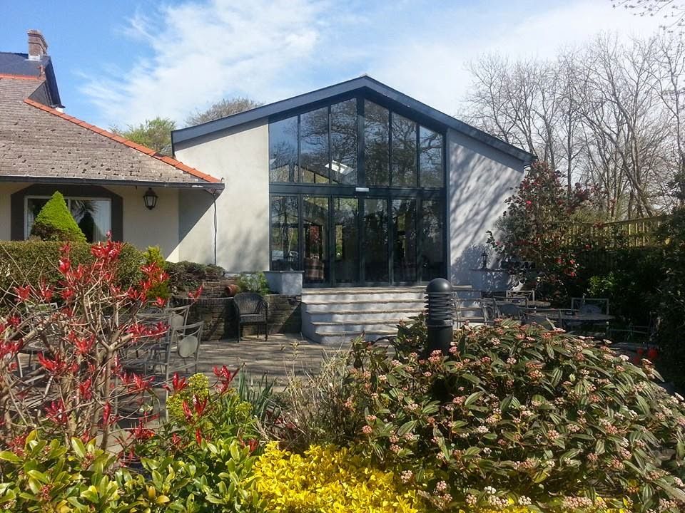 Wolfscastle Country Hotel