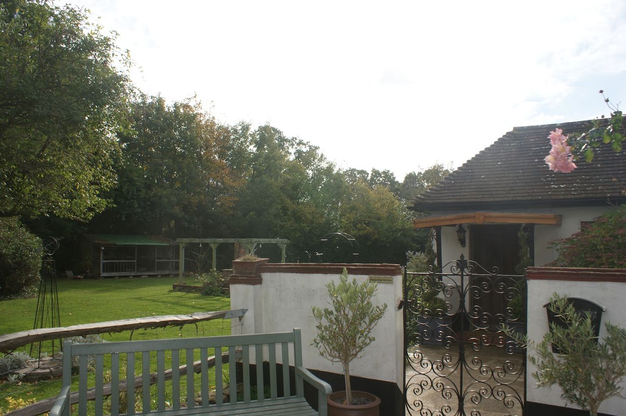 Woodacre B & B