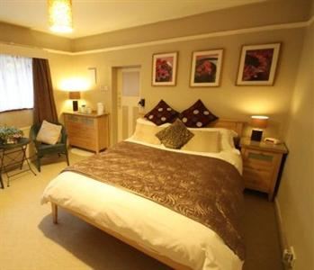 Woodacre B & B