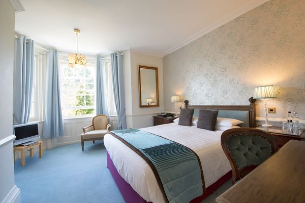 Woodlands Lodge Hotel
