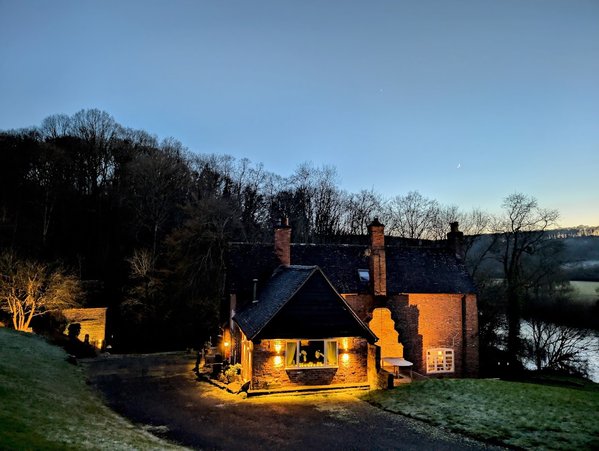 Worralls Grove Farm House Bed and Breakfast