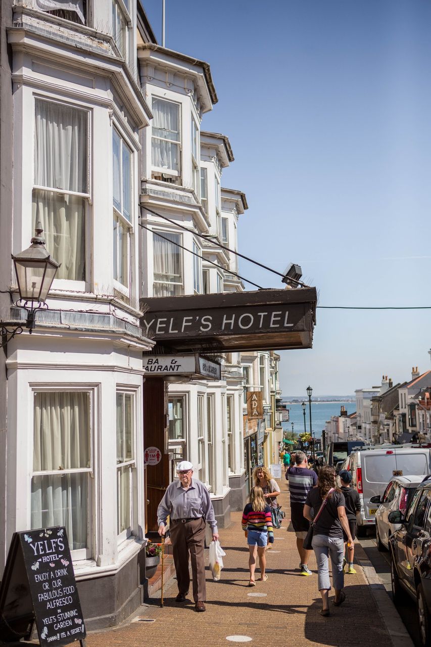 Yelfs Hotel