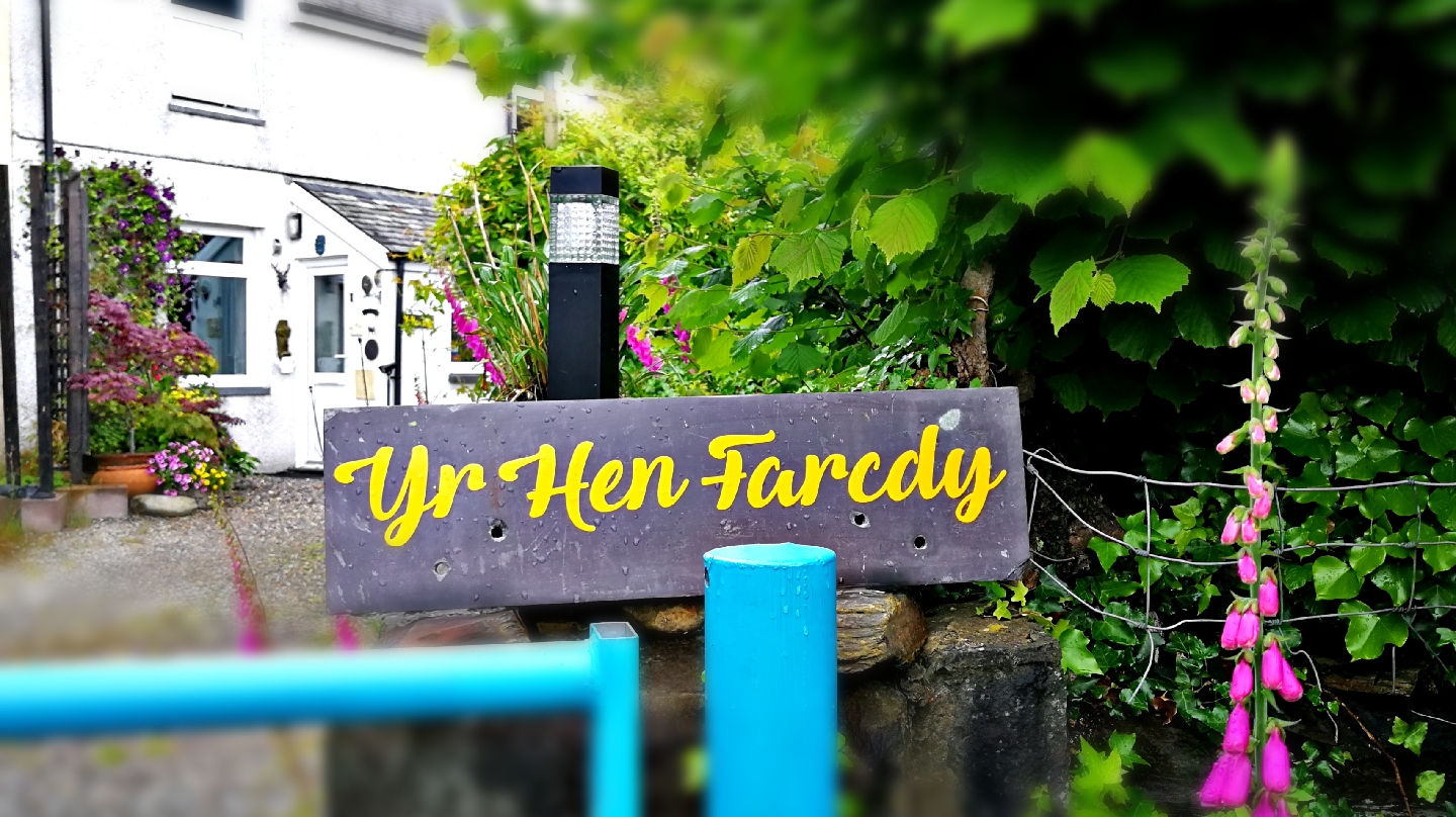 Yr Hen Farcdy