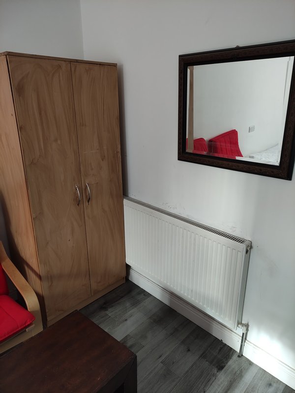 Zams Rooms